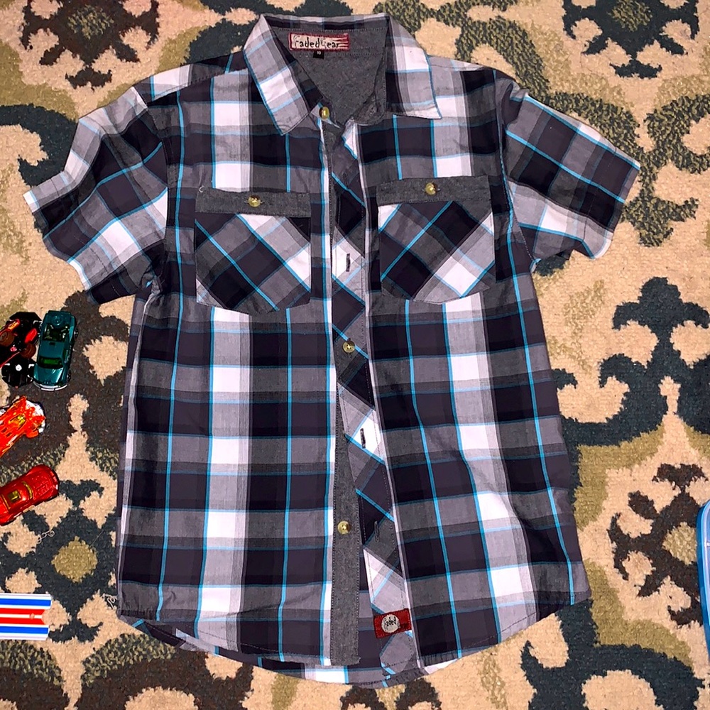 Collared plaid shirt sleeve